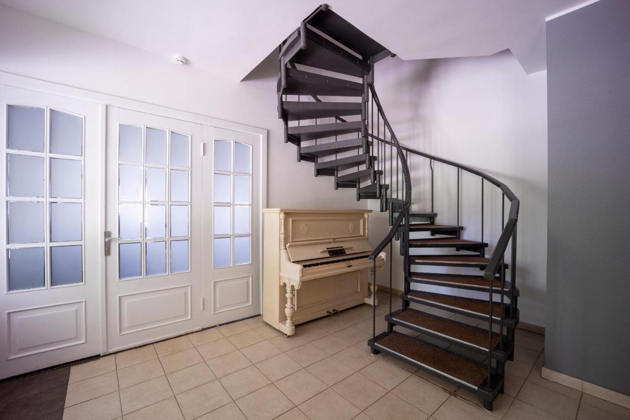 Guest House Nicava Bernati Bagian luar foto