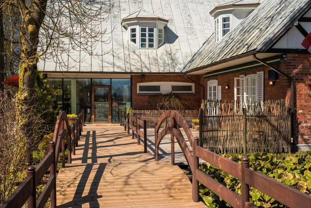 Guest House Nicava Bernati Bagian luar foto